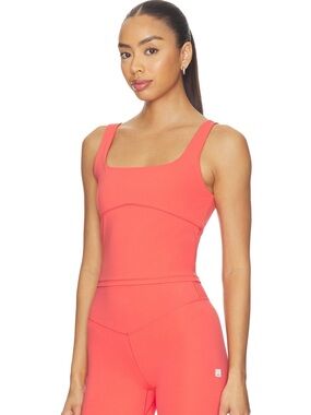 Vuori workout tank top!